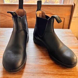 Blundstone Black Leather Ankle Boots